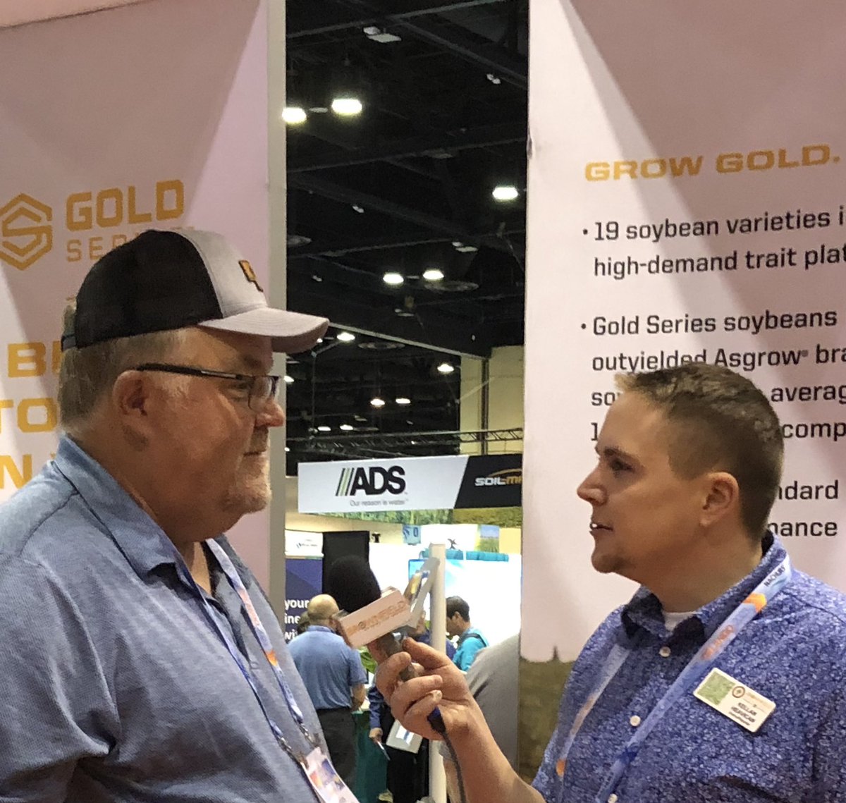 KevinSiffring's tweet photo. Great time at the Commodity Classic. Thank you Golden Harvest. #goldenharvestseeds #classic23 https://t.co/NOMhZQF4Cg