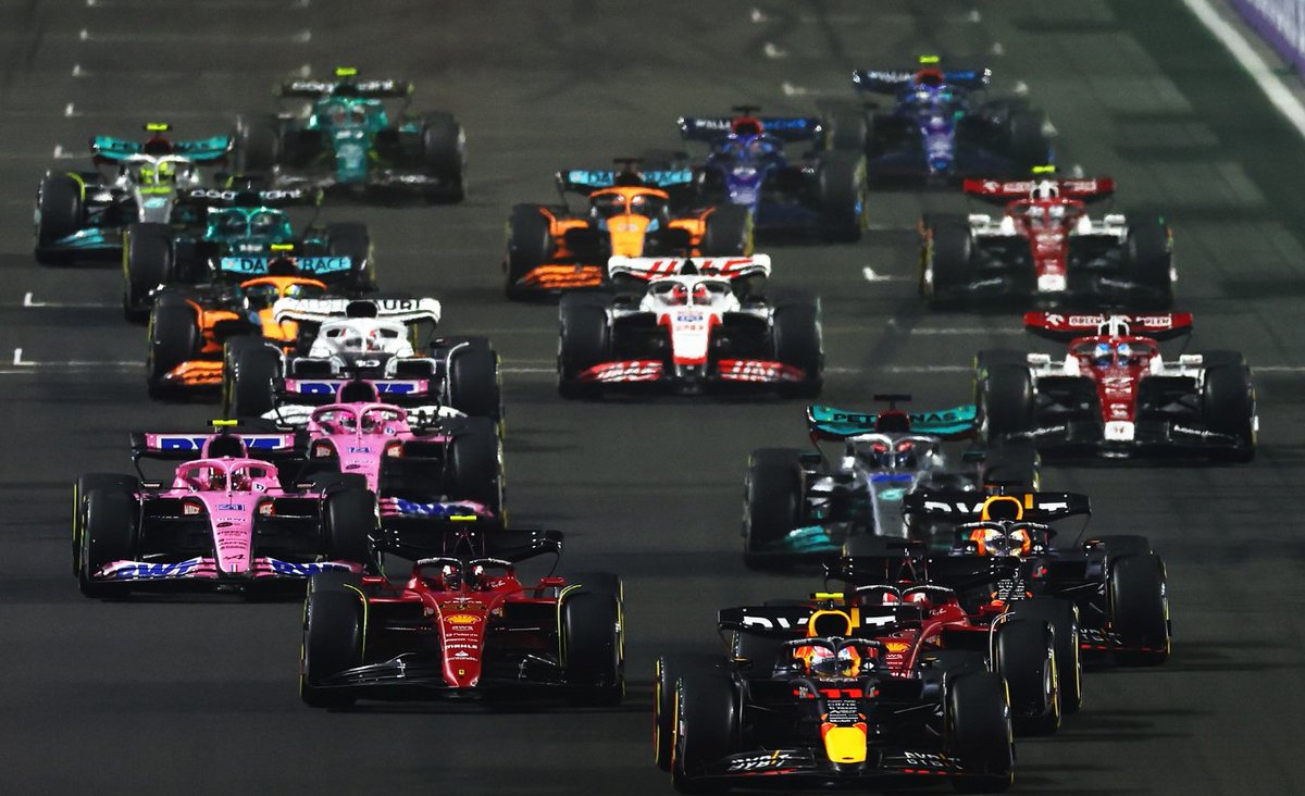 agarciag_137's tweet photo. 🏎️HILO DE LO QUE NECESITAS SABER PARA EL GRAN PREMIO DE ARABIA SAUDÍ #SaudiArabianGP 🇸🇦🏎️
Se agradecería mucho RT y difusión😊
IT'S RAWE CEEK! Esta semana llegamos al Circuito de Jeddah. El circuito urbano más rápido del mundo que se parece a un espermatozoide/cuchara aplastada. https://t.co/bWPfjoGOT4