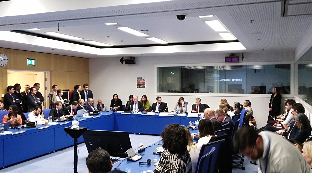 RIOD_oficial's tweet photo. Asistimos al evento organizado por Colombia en la #66CND sobre #PazTotal y una nueva política de drogas “de restauración de los daños sociales, étnicos y medioambientales". Seguiremos #cooperando por una política de drogas que ponga la vida en el centro https://t.co/71qKZoPPgy