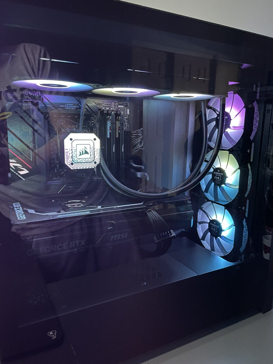 JJA_3_'s tweet photo. New PC is a beast! Thank you @AnturBuilds for this amazing build go follow! @aeaantoun360 &amp; @Its_Spurr thank you for your hard work! So excited for this new setup! JKrew thank you so much for all your support &amp; making this happen! ❤️🙏🏼🎉 https://t.co/gzaGZ23he4