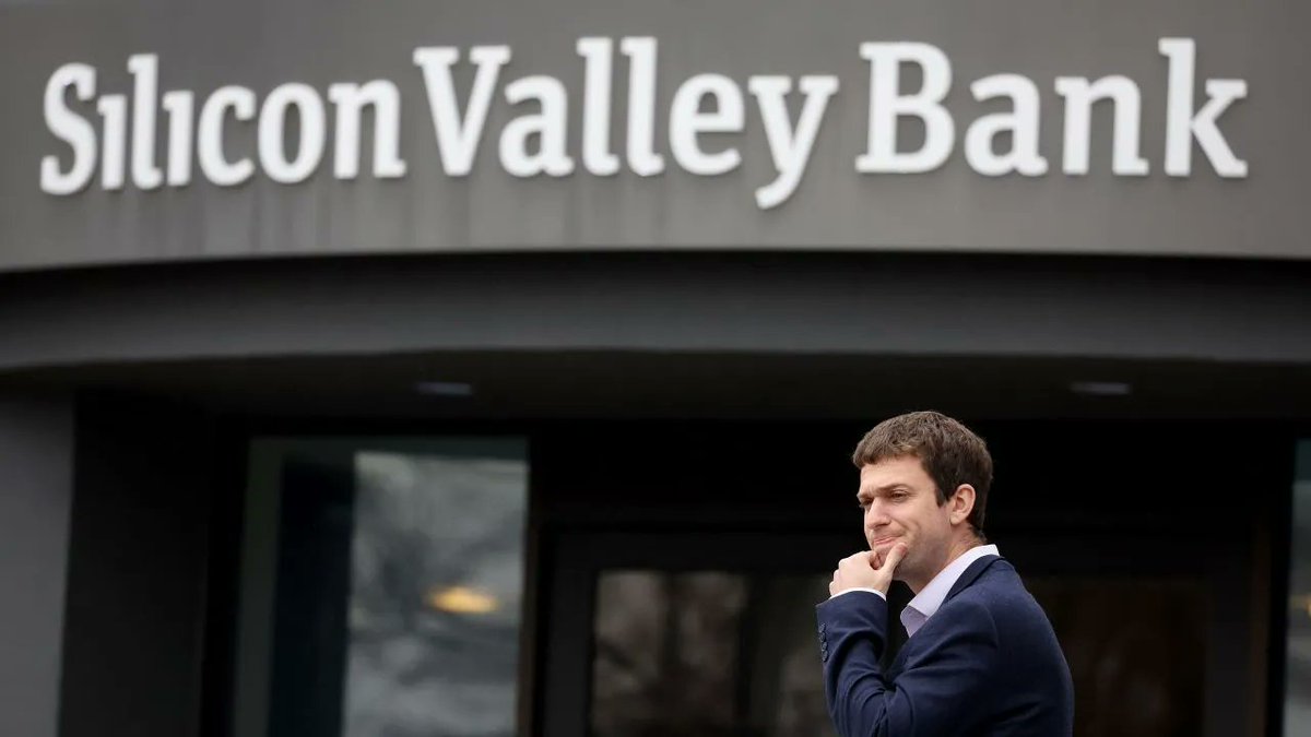 LewallenCaleb's tweet photo. If you're looking for an SVB Primer from someone who probably isn't qualified to explain it, then you've found what you're looking for! Here's an ELI5 (maybe more like 15) of what's gone down so far.

https://t.co/BLArGzDFjO 

#siliconvalleybank #banking #fintech #interestrates https://t.co/VyX0ILtbjc