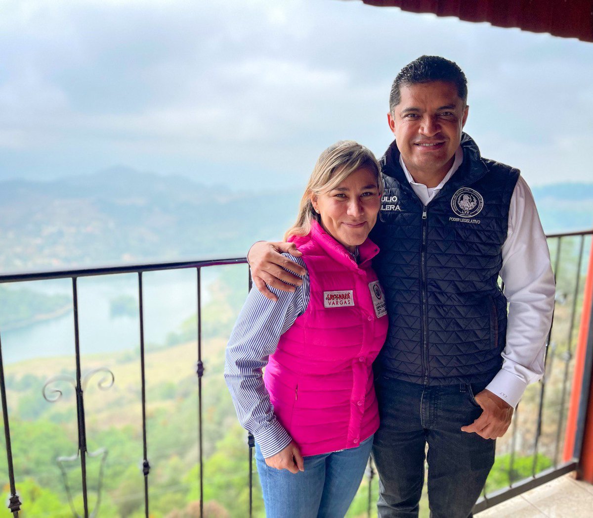¡Buenos días! ☀️
Acompañado de mi amiga y  Diputada Federal <a href="/sayonara2609/">Sayonara</a> iniciamos actividades en #Molango, desde este bello municipio les deseamos buen inicio de semana.