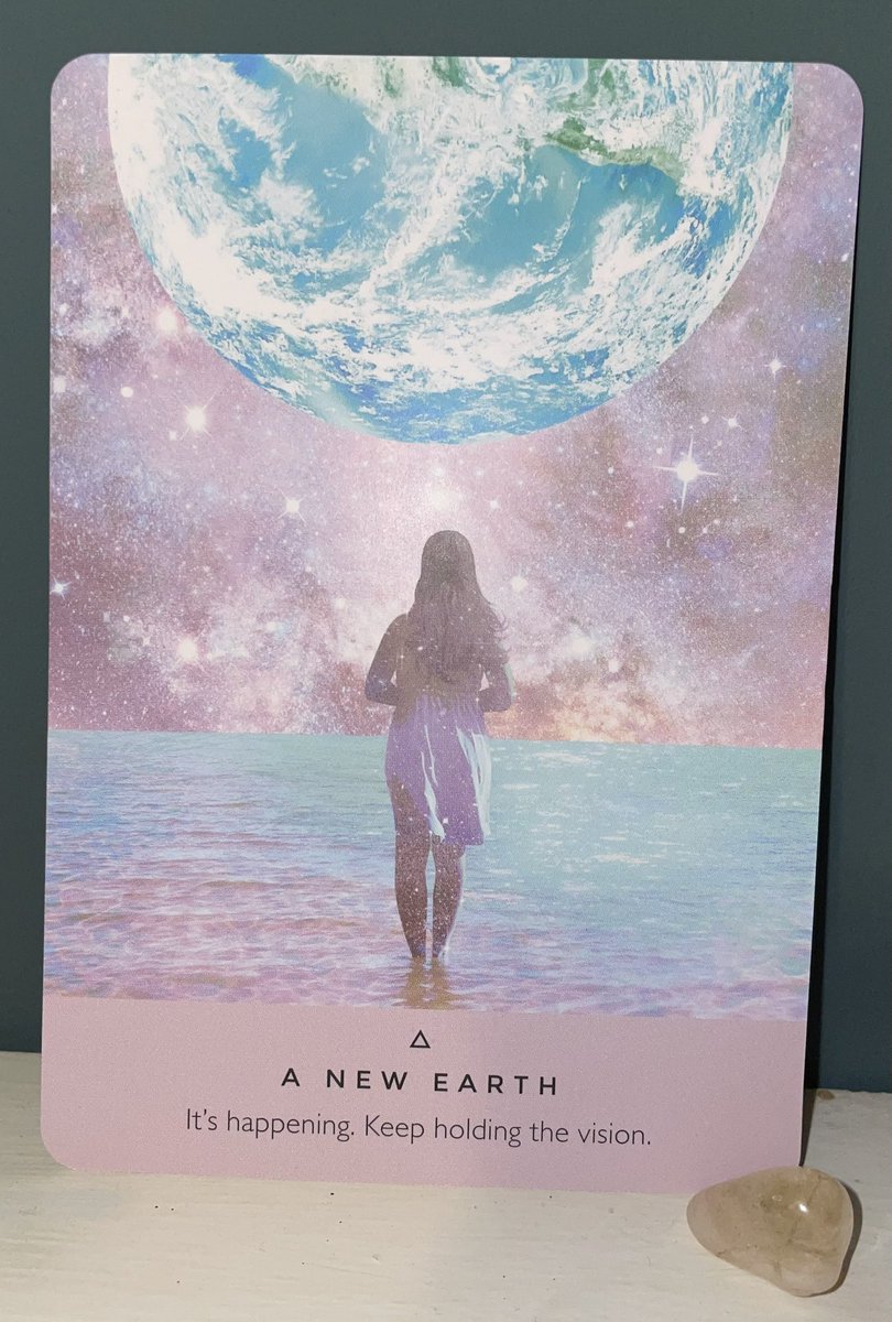 millrosetarot's tweet photo. 🌙MESSAGE OF THE DAY🌙
It’s happening. Keep holding the vision.
Crystal of the day: citrine- attracts abundance, boosts confidence and promotes a positive mood ✨ https://t.co/8AlzUwL2li