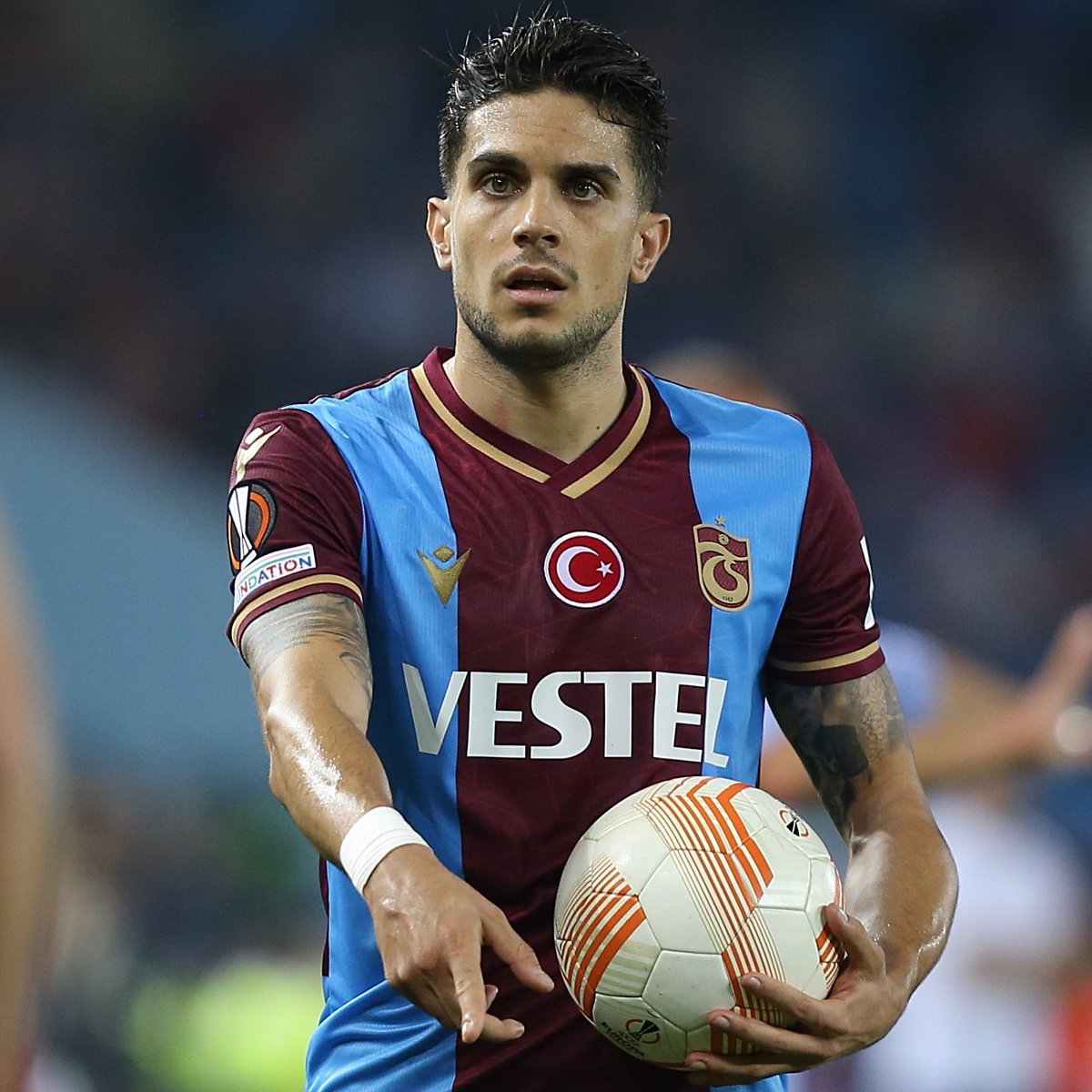 demarkesports's tweet photo. Sezon sonunda Trabzonspor'dan ayrılmak isteyen Marc Bartra, kariyerini büyük bir ligde sürdürmek istiyor. (Marca) https://t.co/RU1tVz2jRe