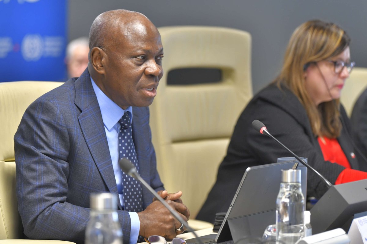 GilbertFHoungbo's tweet photo. Multiple global crises are exacerbating already damaging levels of inequality.

It's vital the international community work together for greater #socialjustice.

@ILO must lead the way in building this global coalition, with its unique world of work perspective and expertise. https://t.co/7XfY8FrkAC
