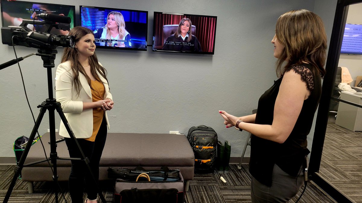 LUTVNews7's tweet photo. New collaborations on the horizon! Be sure to "like" @LUTVNews7 on #Facebook # subscribe to #LU #TV @News &amp; #Media Online on #YouTube. @LamarCommDept @12NewsNow #LamarUniversity #WeAreLU #collegemedia #studentbroadcasting #tvnewslife #tvnews #BeaumontTx #SoutheastTexas https://t.co/Hjo9M4kPGh