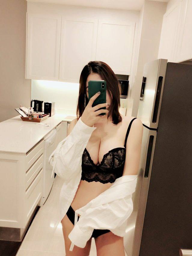 CQQT69's tweet photo. 上海高端Spa服务会馆，花式玩法满足你对异性的所有幻想，今天是制服诱惑哟！
V：CQXQ69
Q：2757645797
#上海线下 #上海按摩 #上海SPA #上海资源 #上海喝茶 #上海外围 #上海  @hutuiaitewo
@ADULTONLYVIDEOS
@wqganenshi_
@wozhuantui
@tuleibacui 
@520momota
@baobei798
@RR750918
@hutuiaitewo https://t.co/Aj7F8e4ffl