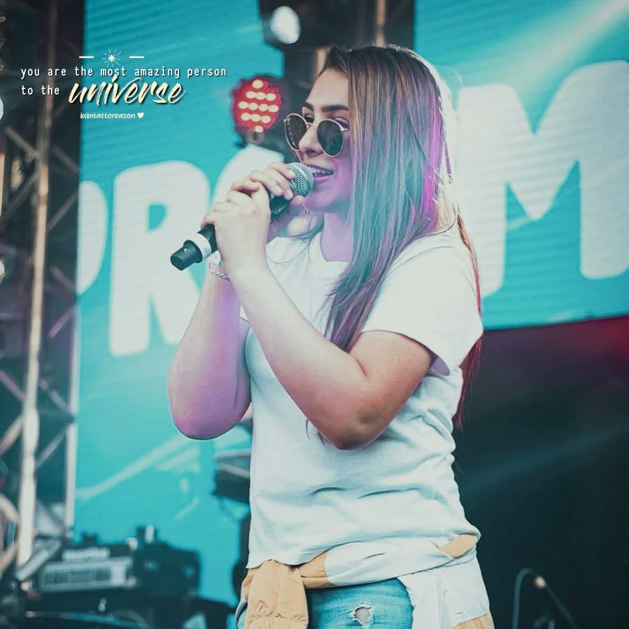 bibitattoreason's tweet photo. “Se eu subo nesse palco aqui...” 💛

Te ver no palco fazendo o que ama é algo maravilhoso. Só pedimos para o universo continuar te guiando... Que essa sua estrela nunca se apague 

@bibitatto 🫶🏻

#bibitatto #duanca #youtube #bbb21 #amordefã  #fãclube  #desflopforfcs #explorar https://t.co/XYu1GjZXbd
