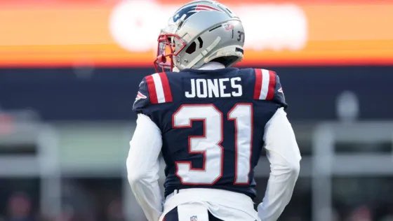 Boston_Diehards's tweet photo. The Patriots and Jonathan Jones have agreed to a 2 year contract, welcome back! https://t.co/vtKVEN0zWp