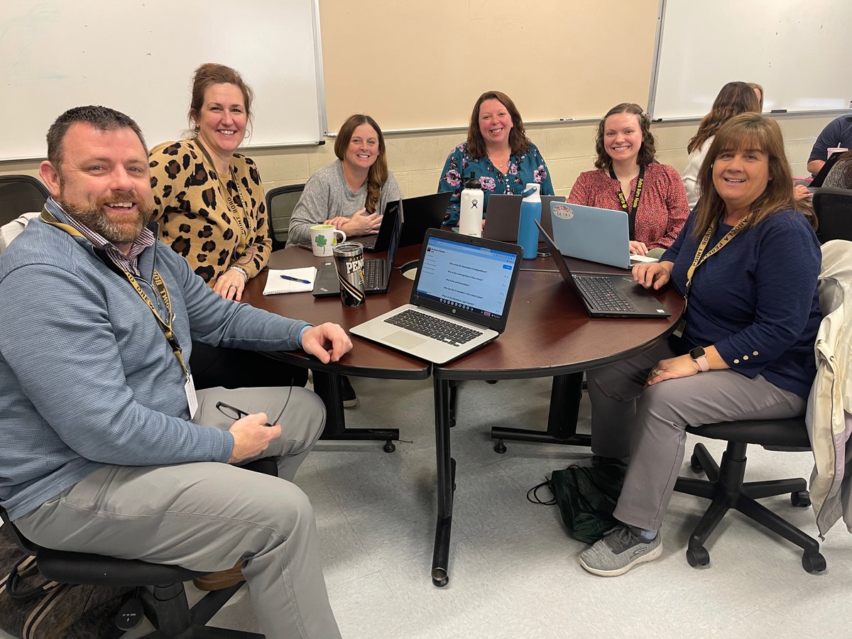 PtBoroSchools's tweet photo. It's a #ProfessionalDevelopmentDay at Point Pleasant Schools! Our staff members are sharing ideas and learning new skills to implement in the classroom. Special thanks to all of our presenters! #PantherPath https://t.co/TmEdBdzHrc