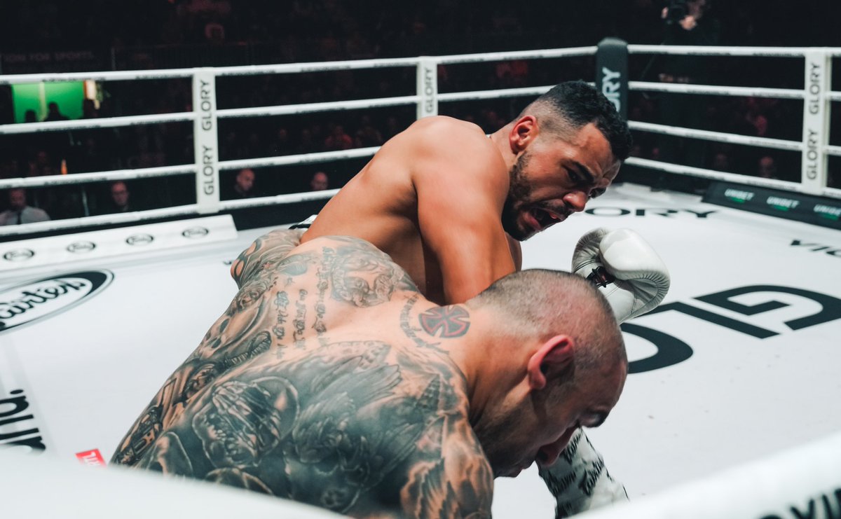 GLORY_WS's tweet photo. Tarik Khbabez was back in a massive way at #GLORY84 https://t.co/78rzPkJbHA