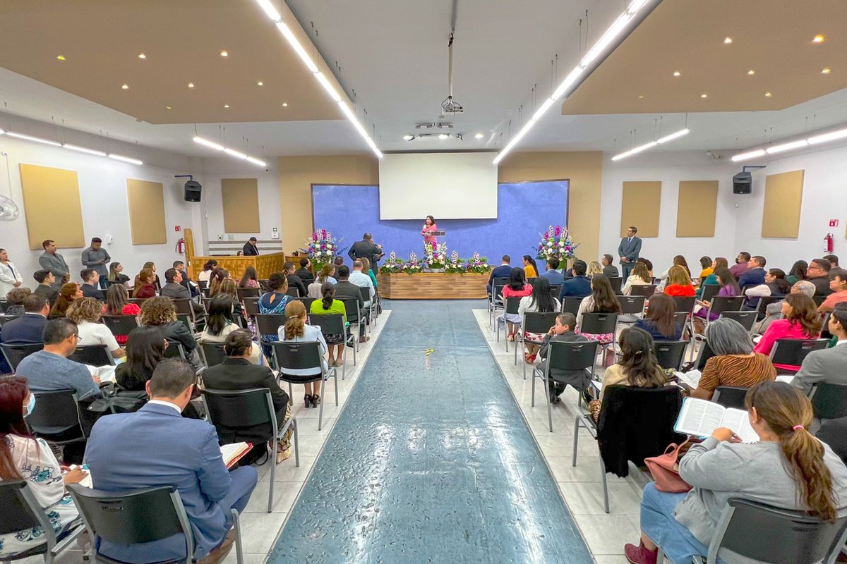 MLPiraquive's tweet photo. 🇲🇽El pasado 6 de marzo de 2023, visitamos la @IDMJIoficial en Satélite, Ciudad de México CDMX, los hermanos hicieron preguntas relacionadas con la Biblia, además, se compartieron testimonios y experiencias de la manifestación de Dios en nuestras vidas. 

https://t.co/tQtW5wBHnW https://t.co/qv9h4XMUlQ