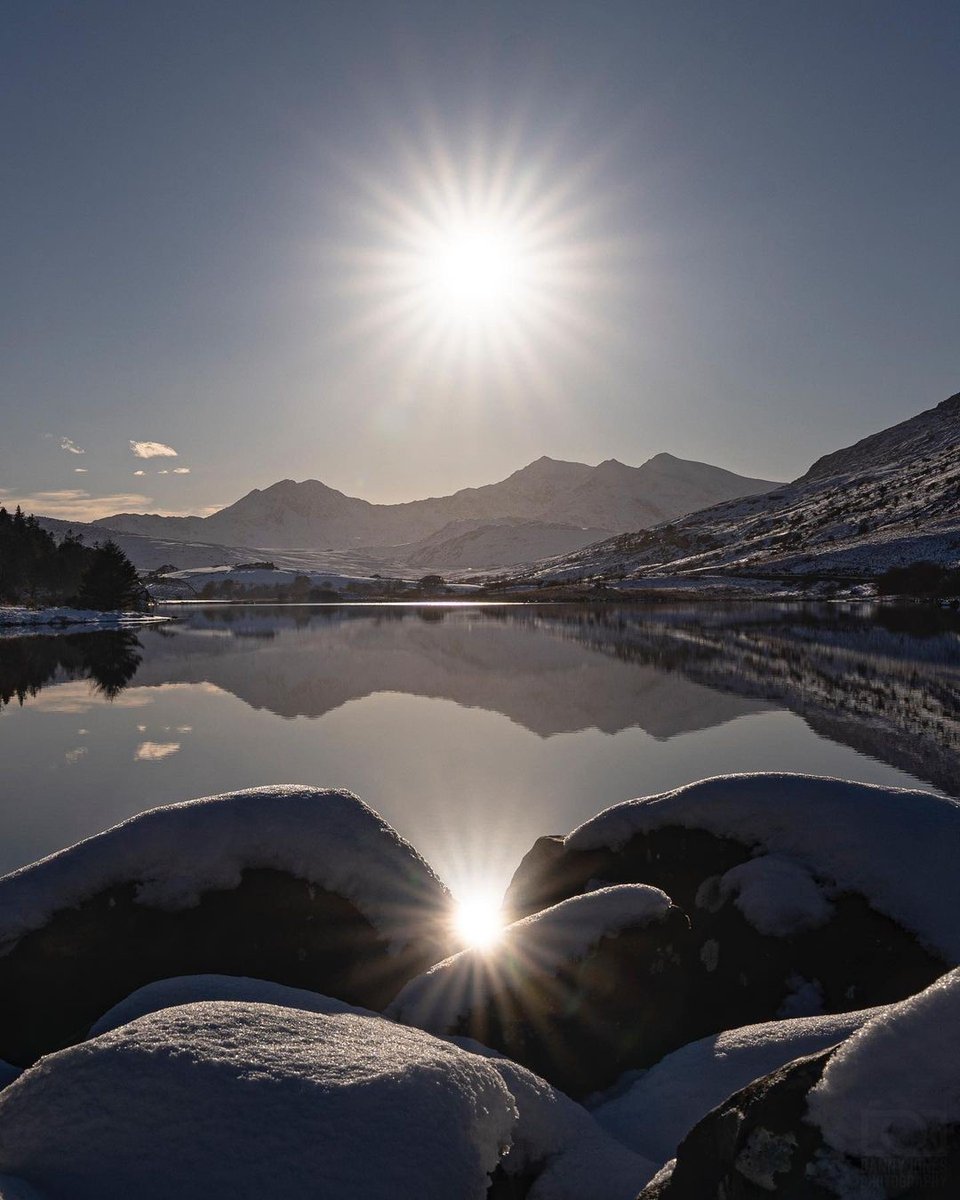 📍 Wintry conditions at Llynnau Mymbyr, Capel Curig 😍

📸 IG/dannyjones1992 | #BeAdventureSmart