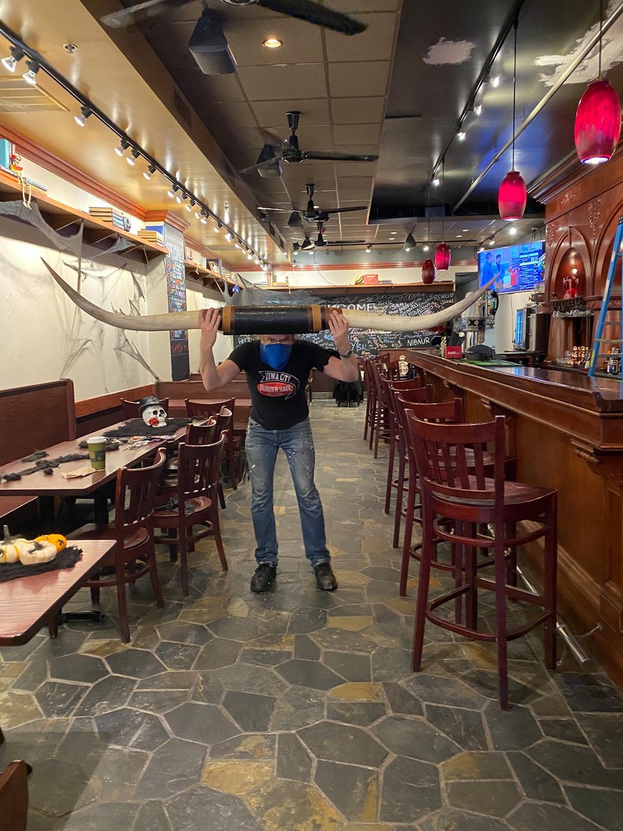 JaneCalloway5's tweet photo. @DailyLoud Let me grab my Longhorns and we'll go hunting https://t.co/JXEHXCesNo