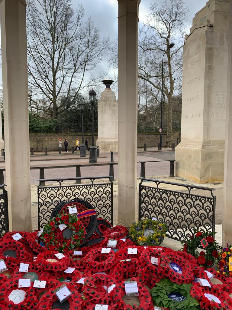 HC <a href="/VDoraiswami/">Vikram Doraiswami</a> attended and laid a wreath at the Commonwealth Memorial Gates Commemoration Ceremony organised by the Memorial Gates Committee. <a href="/MEAIndia/">Randhir Jaiswal</a>           🌼🌹🌼