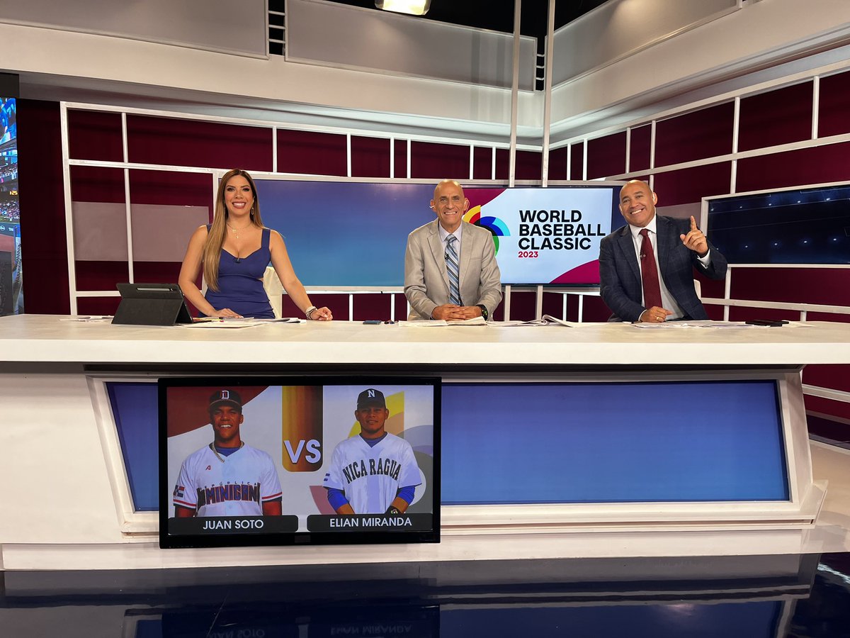 Teledeportes_10's tweet photo. Disfruta del encuentro entre República Dominicana 🇩🇴 🆚 🇳🇮 Nicaragua en las voces de @SoyAdriFlores @ferminperez_jr @mrodoficial por @Canal_Televen tu canal #BEISBOLXTELEVEN https://t.co/sQbcUutfjr
