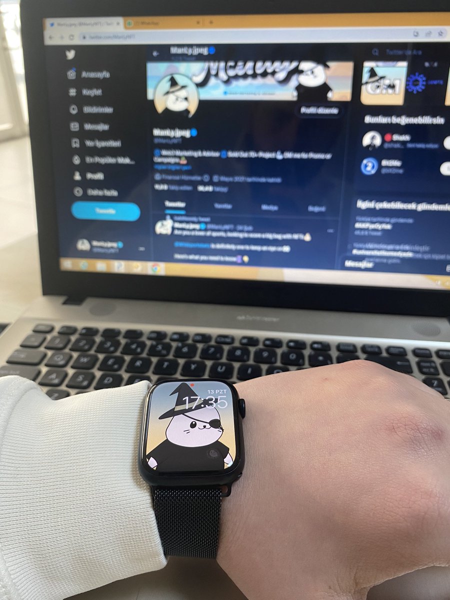 ManLyNFT's tweet image. ⏳THE TWO MOST POWERFUL WARRIORS ARE PATIENCE AND TIME⌛️

I’ve partnered with @kronwatchmaker  to give away $25USDT for one of you! 💸

To win:
1. Comment a picture of any watch or the wristwatch you're wearing! ⌚️
2. Use #KRON in your Tweet 🕰️
3. Follow @kronwatchmaker  🔥

The