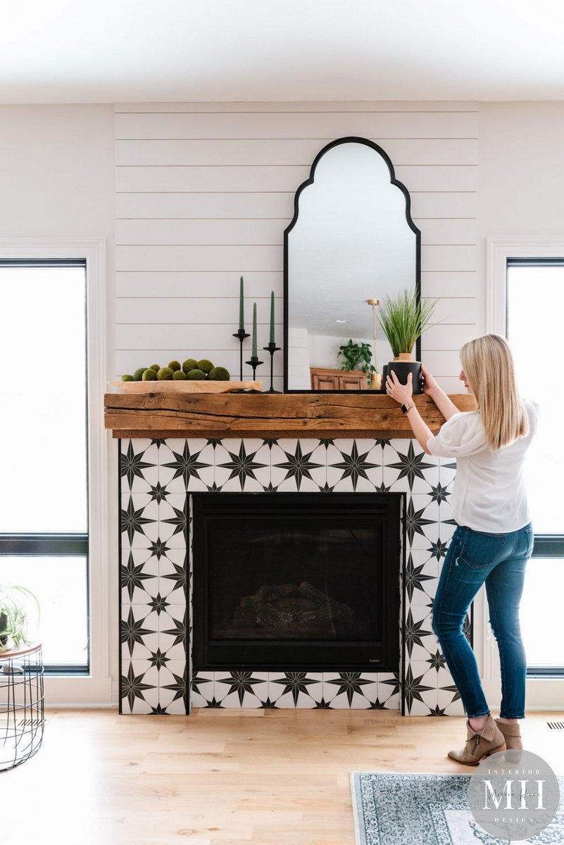 TheModern_Hive's tweet photo. ✨ "Keep your eyes on the stars, and your feet on the ground." ✨
-Teddy Roosevelt

📸 @MandyMcGregorPhoto​​​​​​​​
🛠 @gittdbr 

#styledbymh #omahainteriordesign #MHstyleathome #interiordesign #omaha #nebraska #omahanebraska #homedesign #homereno #fireplace #stars #quotes https://t.co/1WfQ5UgRaj