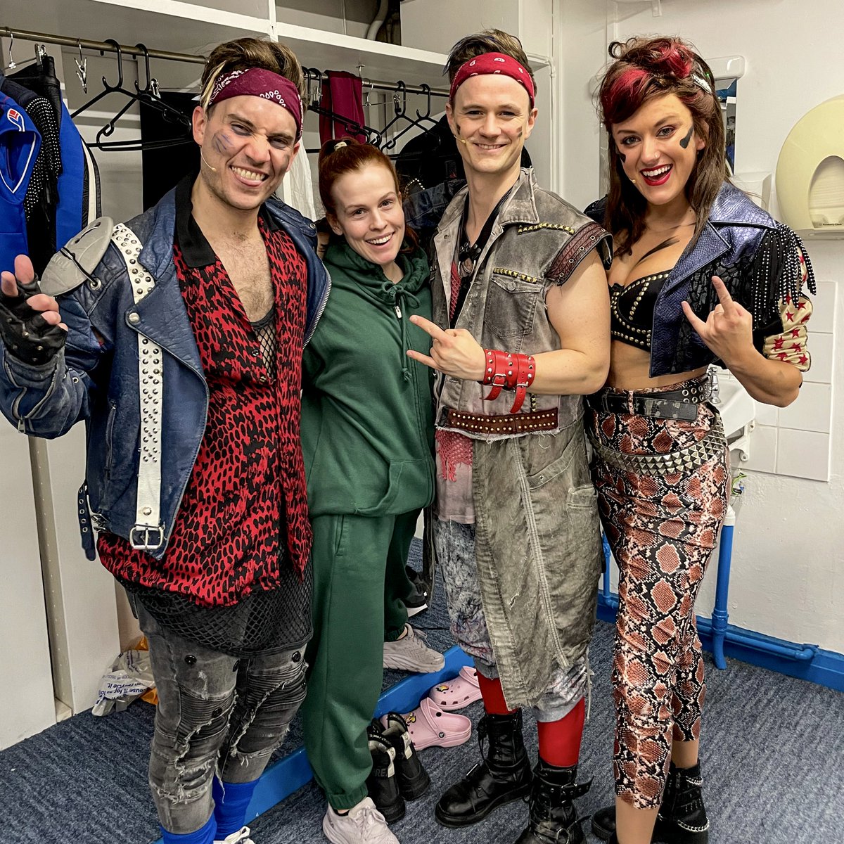 BatTheMusical's tweet photo. For cryin' out loud, you know we love our SWINGS! 🖤

Give it up for @Craig_E_Watson, @catherinereel_, #EirikDahlen and @AlexBowen92 - We'd be LOST without them! 👏 https://t.co/DWsSQMyMJr