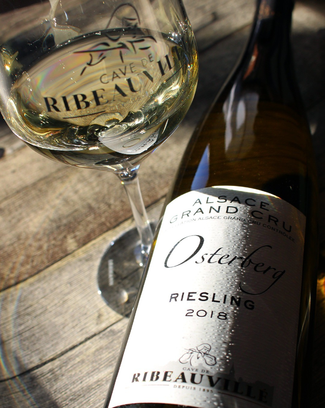 Everything happens for a Riesling...

Happy International Riesling Day!

#riesling #alsace #alsacewine #frenchwines #frenchwinelover #whitewinelover