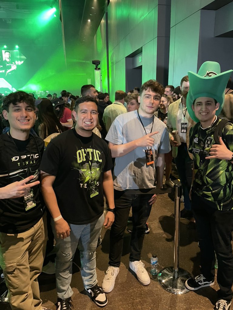 _devyndelgado's tweet photo. W weeked at the #OpTicMajor with the boys, got to meet some of the goats of Cod, energy was unmatched! https://t.co/ySQtbbwiCu