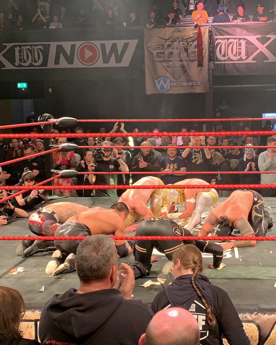 ElioLeFleurWWE's tweet photo. Reminder that wrestling is the best thing in the world.
๐ซ๐ท๐บ๐ธ๐ฏ๐ต๐ฒ๐ฝ in a same ring in ๐ฉ๐ช.
Thank you #wXw16Carat ๐โค๏ธ
#LuchaRules #6Man #ThisIsAwesome #StandingOvation #WorldWide #Carat #wXw #Emotion #Frenchadors #Wrestling #ProWrestling #LuchaLibre https://t.co/QP6TQ3KS2x