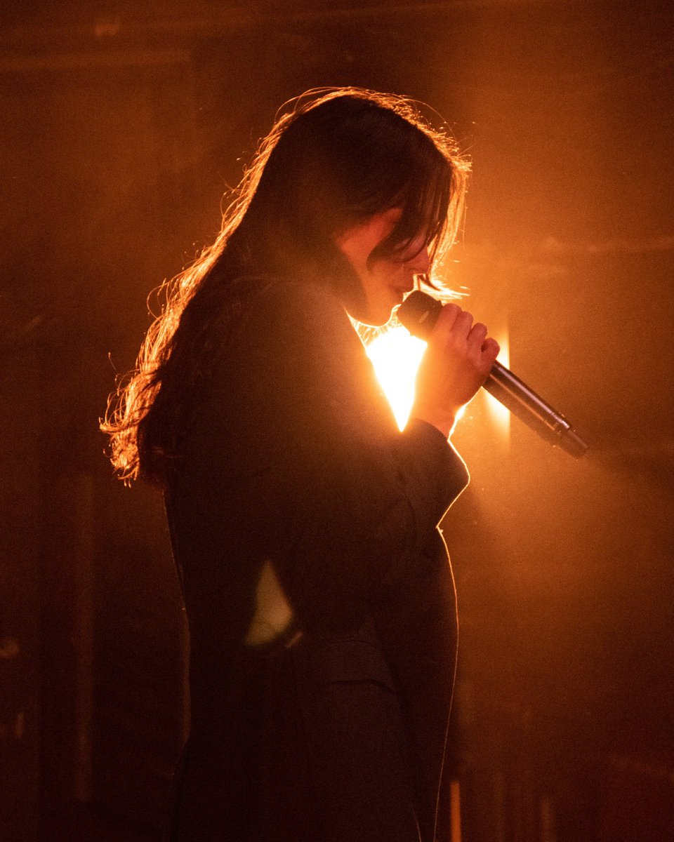 CampbellParish's tweet photo. @gracieabrams performing in Boston last night!! https://t.co/Uh1rcs0qb2