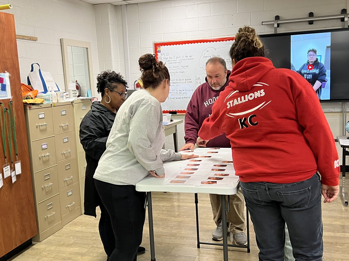 Melissa Williamson tweet media