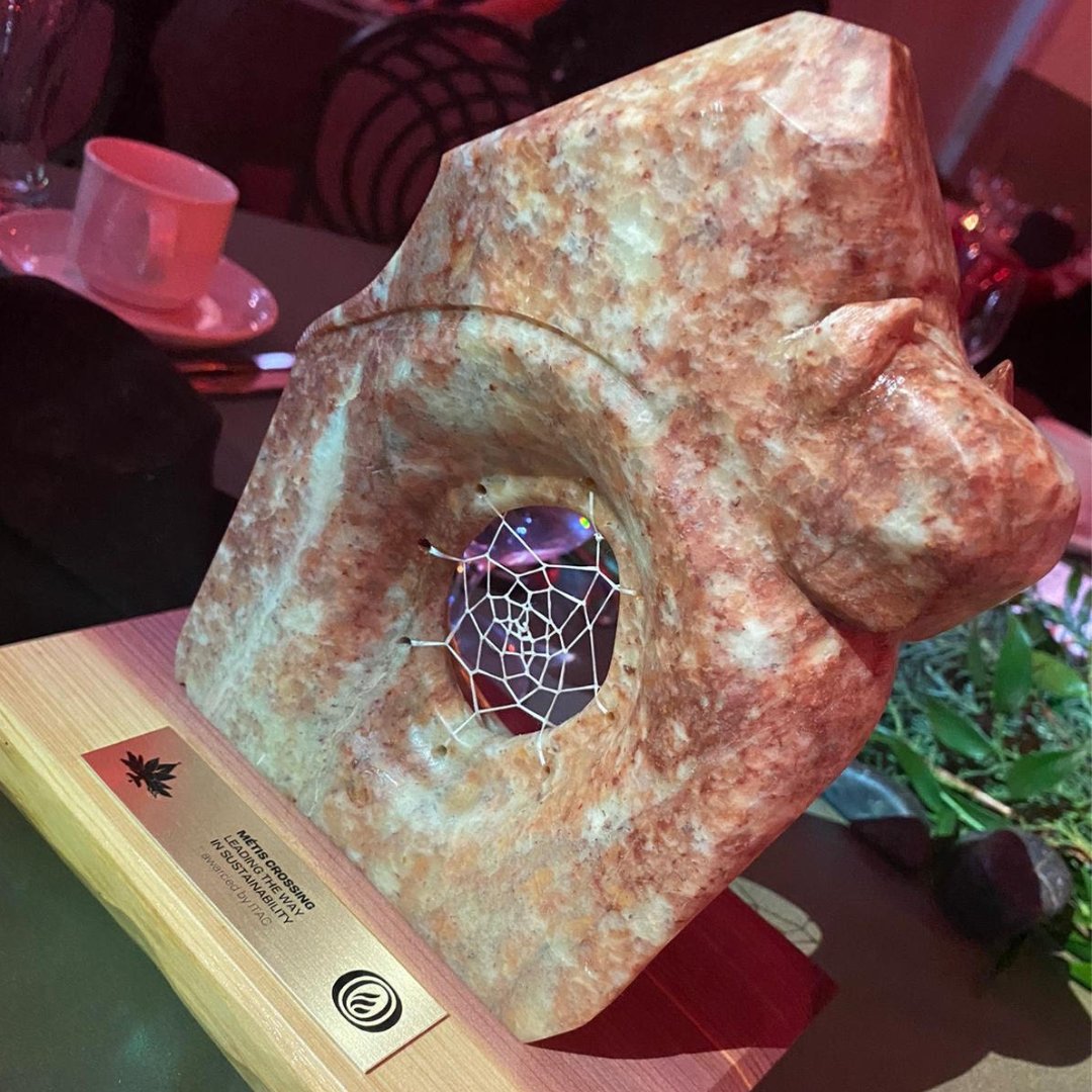 Métis Crossing tweet media