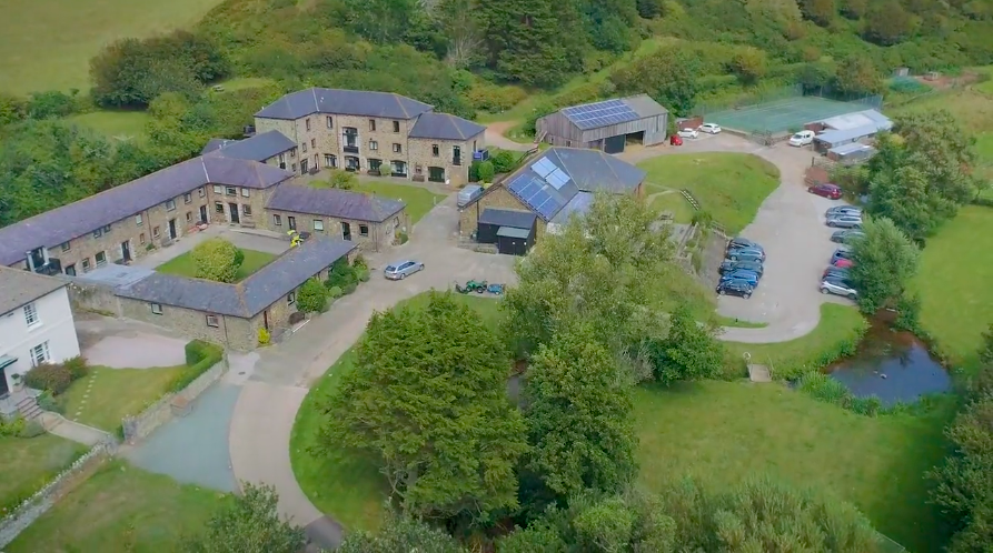HopeBartonBarns's tweet photo. A selection of our properties are on 'special offer' for dates throughout March &amp; April! 

https://t.co/HzJWzoWEvf

#Devon #HopeCove #UKholiday #SelfCatering #HolidayCottage https://t.co/y6AZyKrOjO