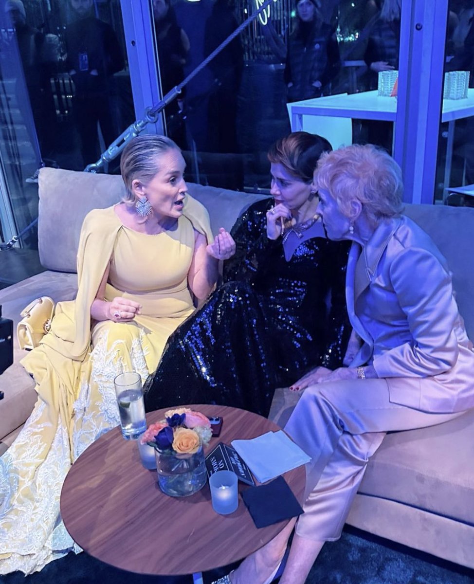 hollandtaylorfc's tweet photo. Sheron Stone, Sarah Paulson and Holland Taylor at Vanity Fair #Oscar Party https://t.co/ssdF7VxMBt
