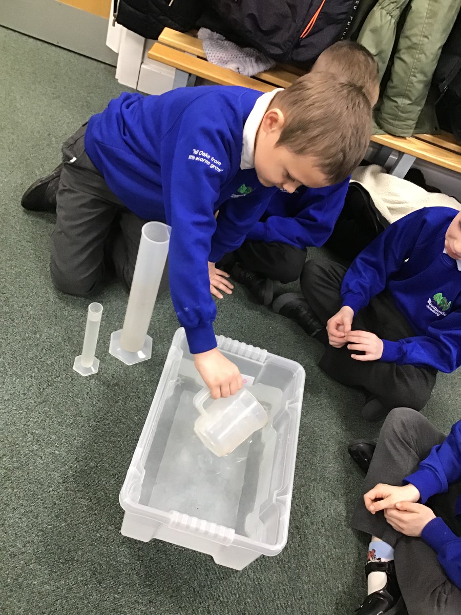 wla_y2's tweet photo. In Maths this morning we investigated whether taller containers had a bigger capacity. https://t.co/OKRYNnzCwz