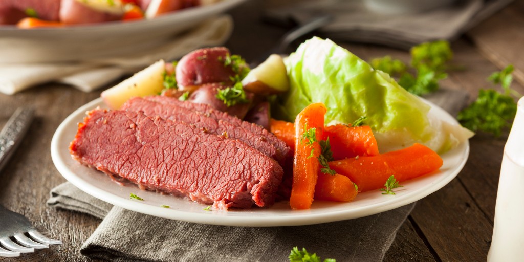 elmcitymarket's tweet photo. St. Patrickโs Day is this Friday! Check out our selection of authentic Irish favorites, including all the fixings for corned beef and cabbage and a variety of Guinness stouts.
#ElmCityMarket #stpatricksday #irishfood #newhavenct #shoplocalct #nhv #nhveats https://t.co/m6DFMapR2K