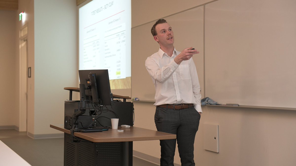 Students in our bachelor of applied science: environmental management program culminated their 8-month practicum experience with capstone presentations at the Conference on Environmental Management. 

#LakelandCollege #LearningInAction #BeyondTheClassroom #environmentalsciences