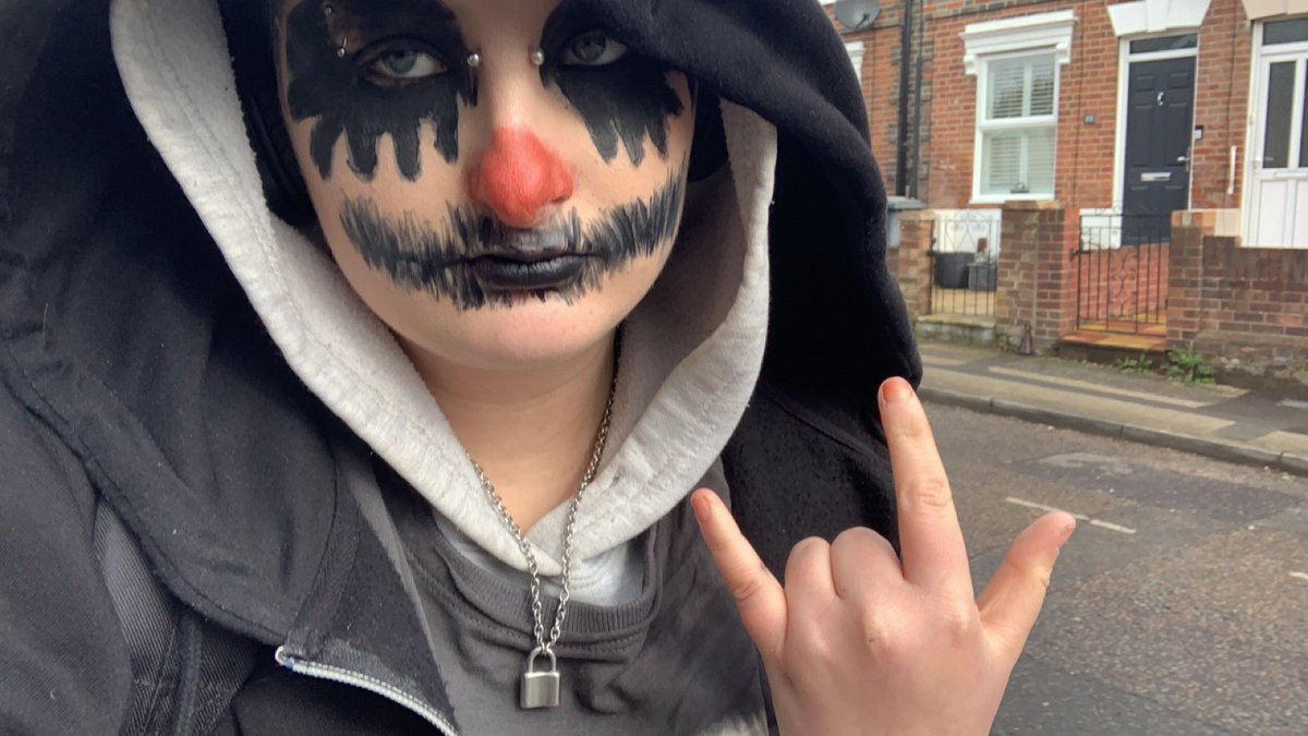 zac on Twitter "wipe that GODDAMNED sharpie and DOLLAR TREE face paint