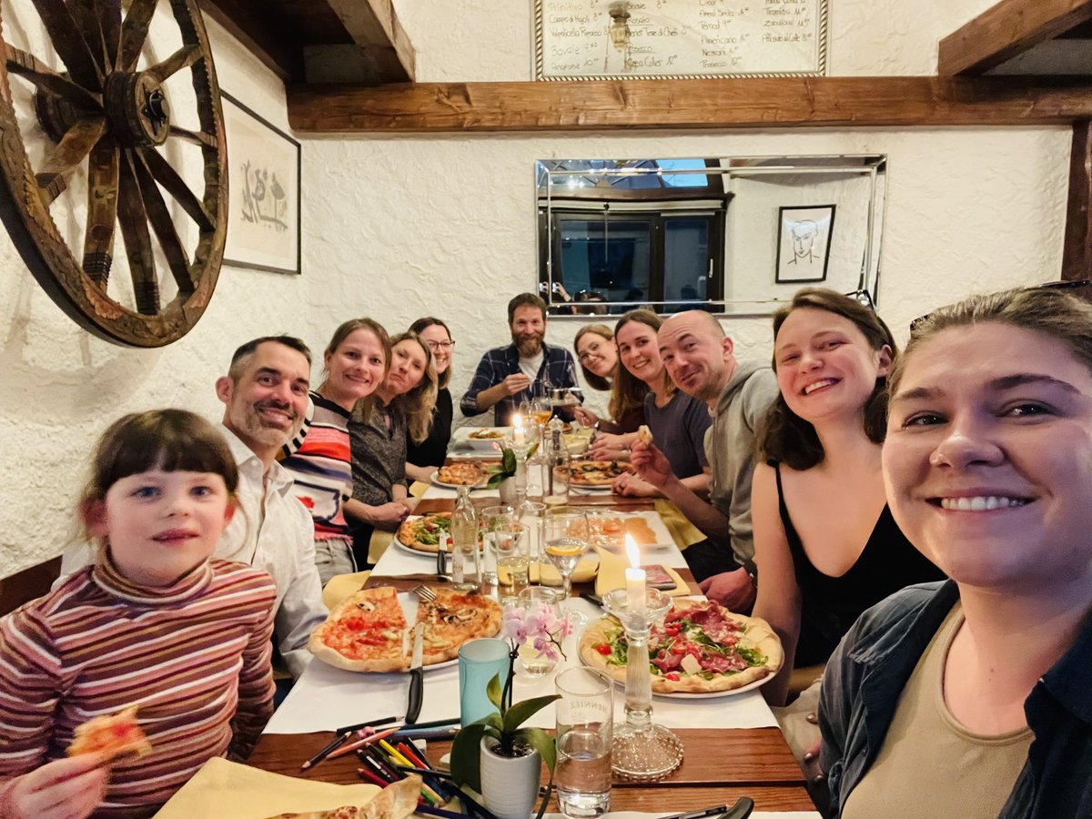 KathelijneKoops's tweet photo. Such a wonderful day with the fabulous @ejcvanleeuwen who gave a stellar anthropology seminar 🙌 followed by a perfect pizza party🍕 @APE_Group_UZH @ellensoeters @GoldsboroughZoe @JessieAdriaense @ForssSofia @DamienFarine @LucyMAplin https://t.co/oJAwCjKVxH