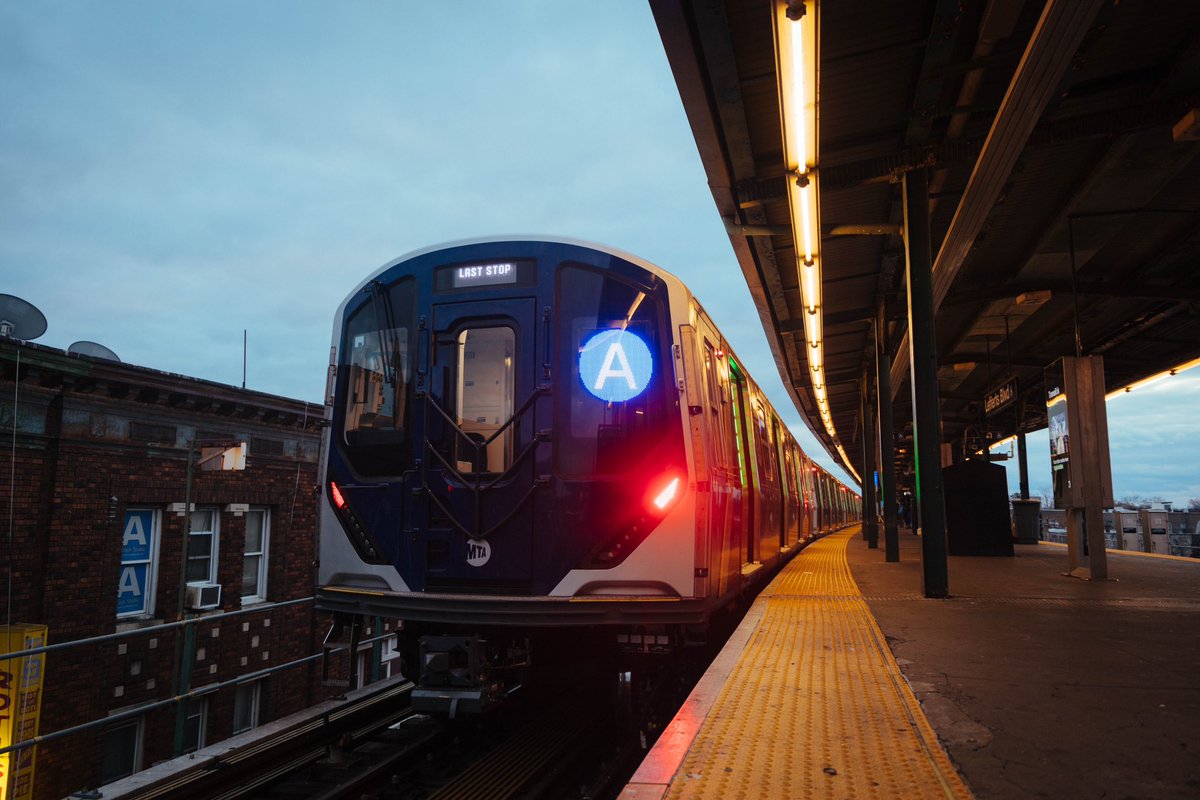 rebelgod01's tweet photo. After almost 2 years of testing, the R211 is finally in service #mta #r211 https://t.co/mcvcX3eOFO