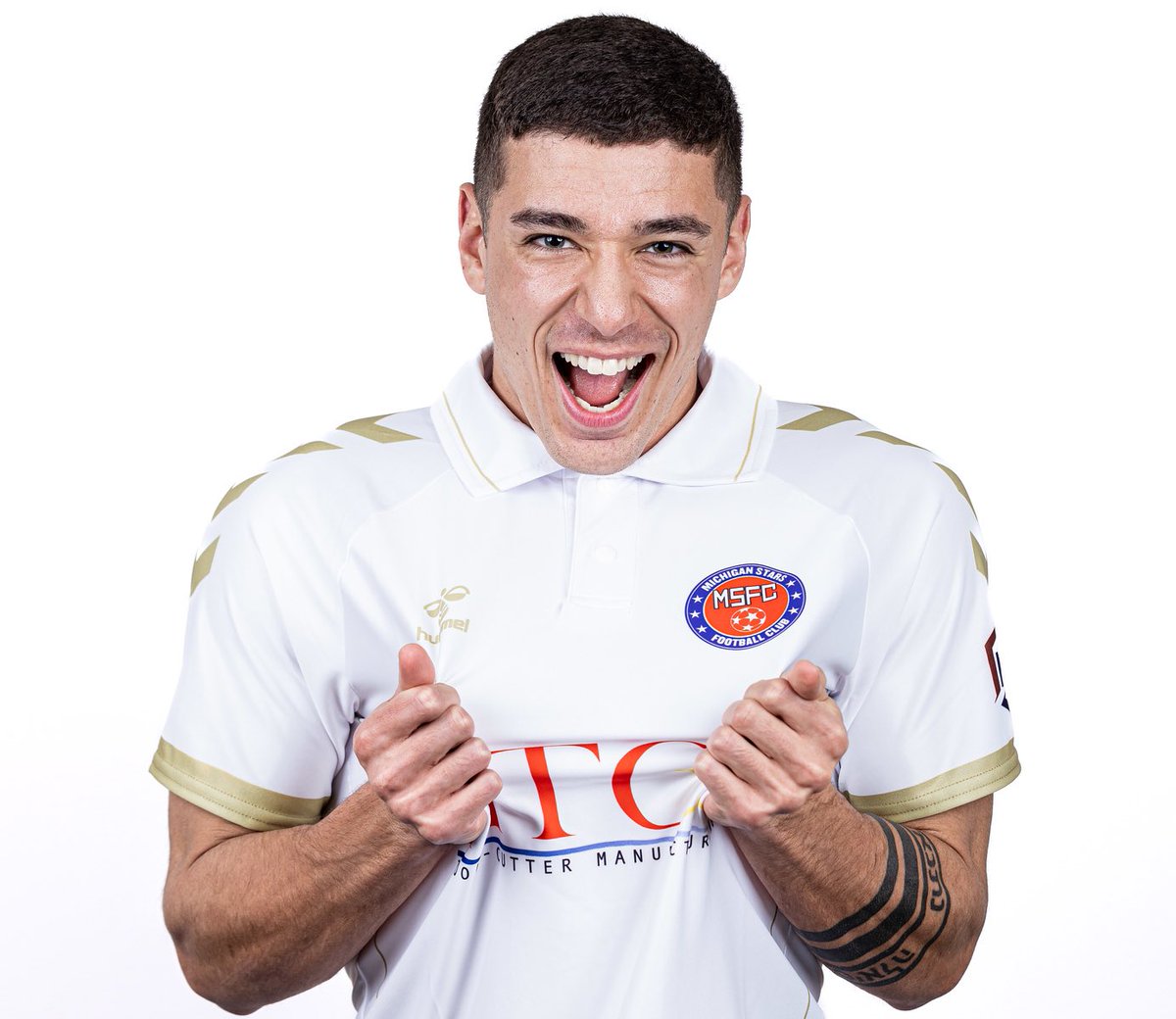 MichiganStarsFC's tweet photo. We welcome @noahrobinson18 to the MI Stars 💥💥💥 

2020 - Male athlete of the year
2019 - All-New England 1st team
2019 - All-GNAC 1st team 
2019 - Player of the year 

Welcome to the Stars Noah 🌟 https://t.co/11owdVKpbd