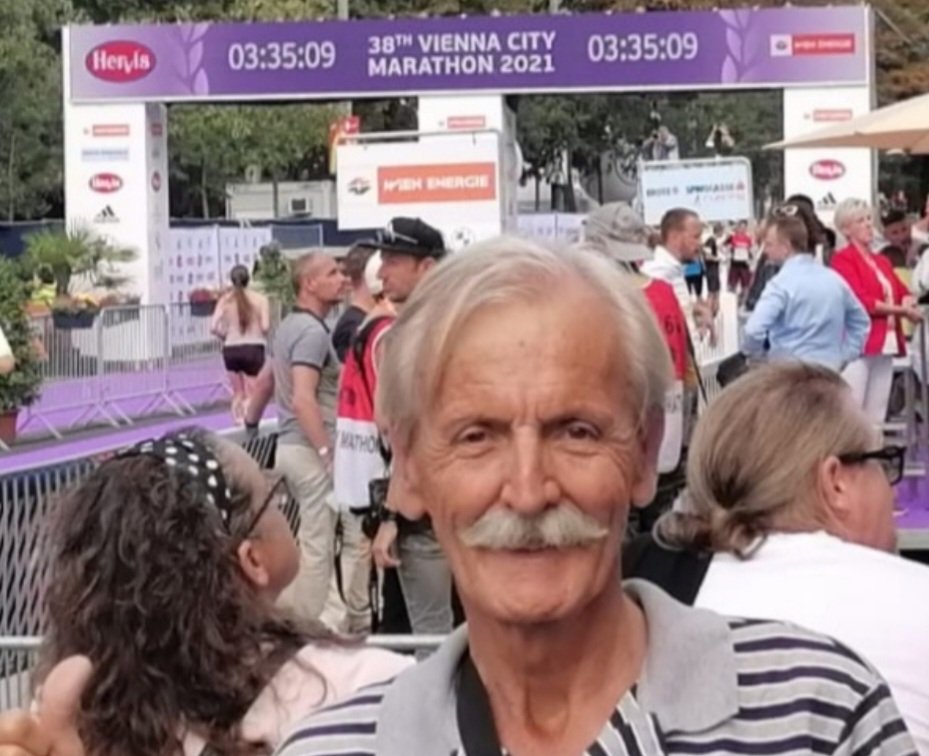 ZlatanLeko's tweet photo. @Vienna_Marathon 🏃👍#RunVienna 🇦🇹 https://t.co/E03h0b3Jf1