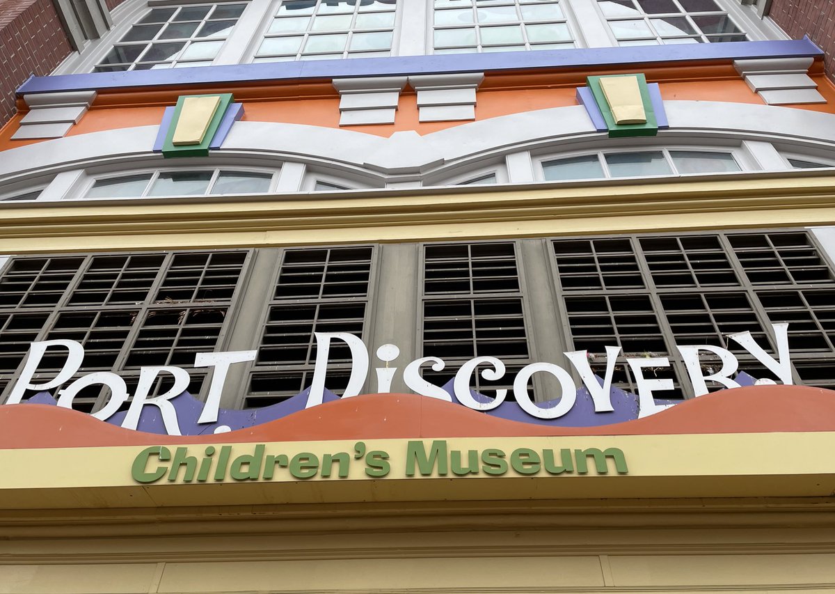 GloriaJCSL's tweet photo. Today our 2nd grade @HHESHUSKIES had a blast during our @portdiscovery #exploration #fieldtrip @MCPSCommunitySc #enrich #expand #engage #support https://t.co/BEE749orzr