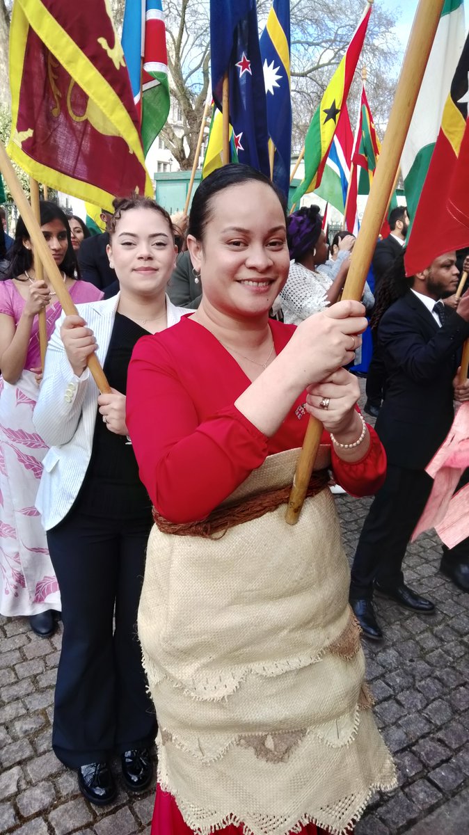 fekita_u's tweet photo. A proud moment to see Tonga's flag bearer at the Commonwealth service, Westminster Abbey https://t.co/aCrf09BtuC