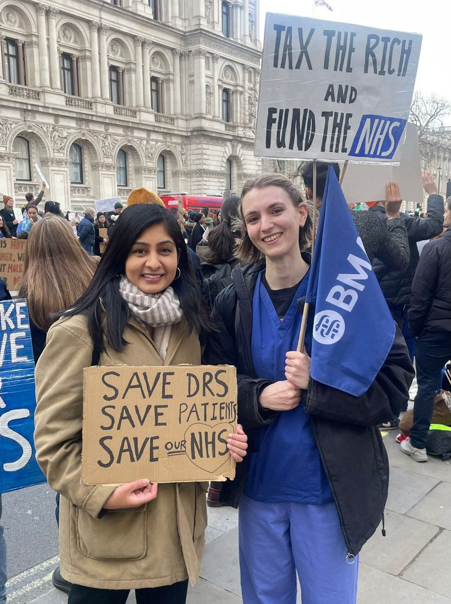 zarahsultana's tweet photo. "Tax the rich and fund the NHS!"

Junior doctors' pay is down 26% since 2008, with 4 in 5 now considering leaving the profession.

Today they are fighting back. Solidarity! 💙 https://t.co/h0XTPZjCZJ