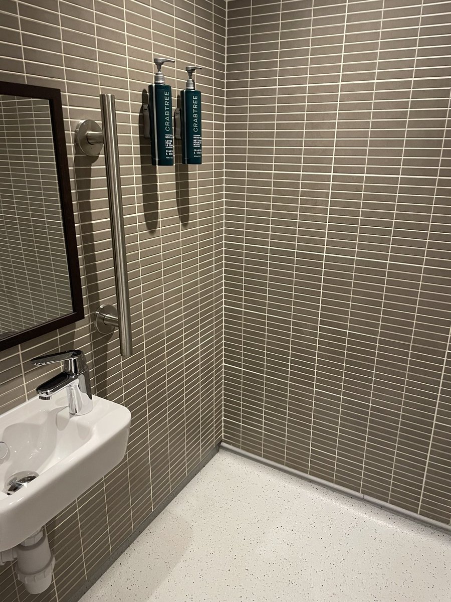 Sam (Flower Girl) Jennings tweet media