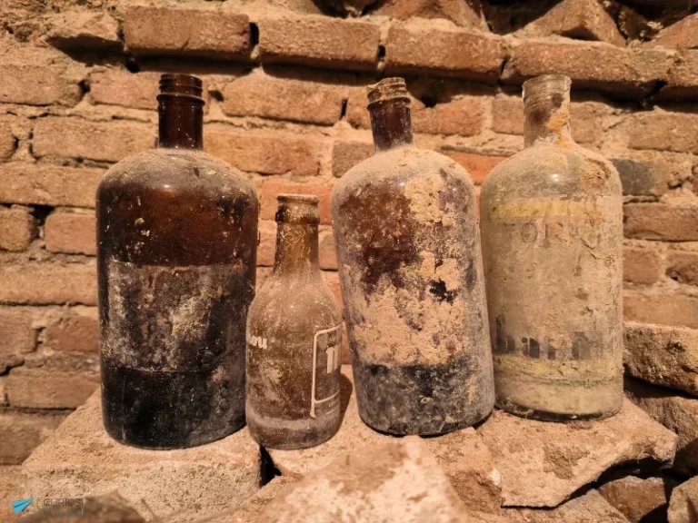 Hoy os traemos una curiosidad de #MedinadelCampo ¿Sabías que bajo el subsuelo de la #villadelasferias hay una auténtica ciudad subterránea y está llena de bodegas? No te las pierdas en tu visita. @AyuntamientoMDC  @PalacioYsabel  @SpainTravelB