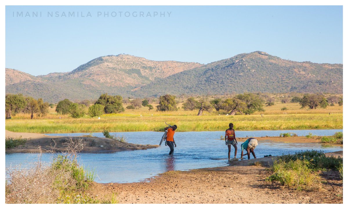 nsamila's tweet photo. Idifu Village, Dodoma. 

📸 @nsamila 

#PichazaNsamila https://t.co/fMsp1nMKFC