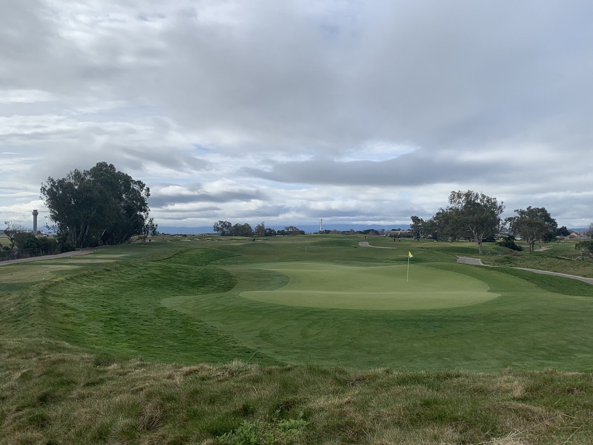 Nick_Green33's tweet photo. Follow the ⁦@ChicoWildcats⁩ Men’s Golf Team today as we compete in the East Bay Pioneer shootout. Live scoring through ⁦@BirdieFireGolf⁩ here:  https://t.co/vLGL9WgCdR #gocats https://t.co/Kxf8S75JWL