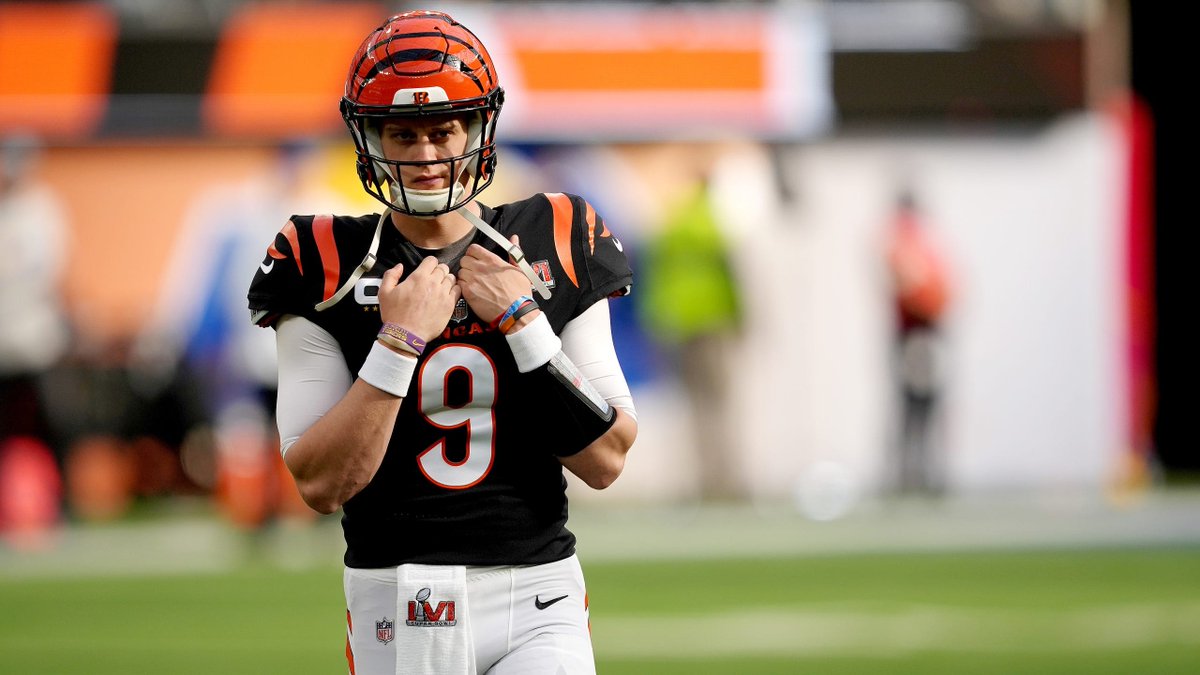 betJACK's tweet photo. To celebrate NFL free agency and the tampering period, we're gonna buy one of you a Browns or Bengals jersey. To enter:

- retweet &amp; follow @betJACK 
- let us know who you want your team to sign 😎

Will pick a winner on Wednesday 👀 https://t.co/vtZ67HbyUP