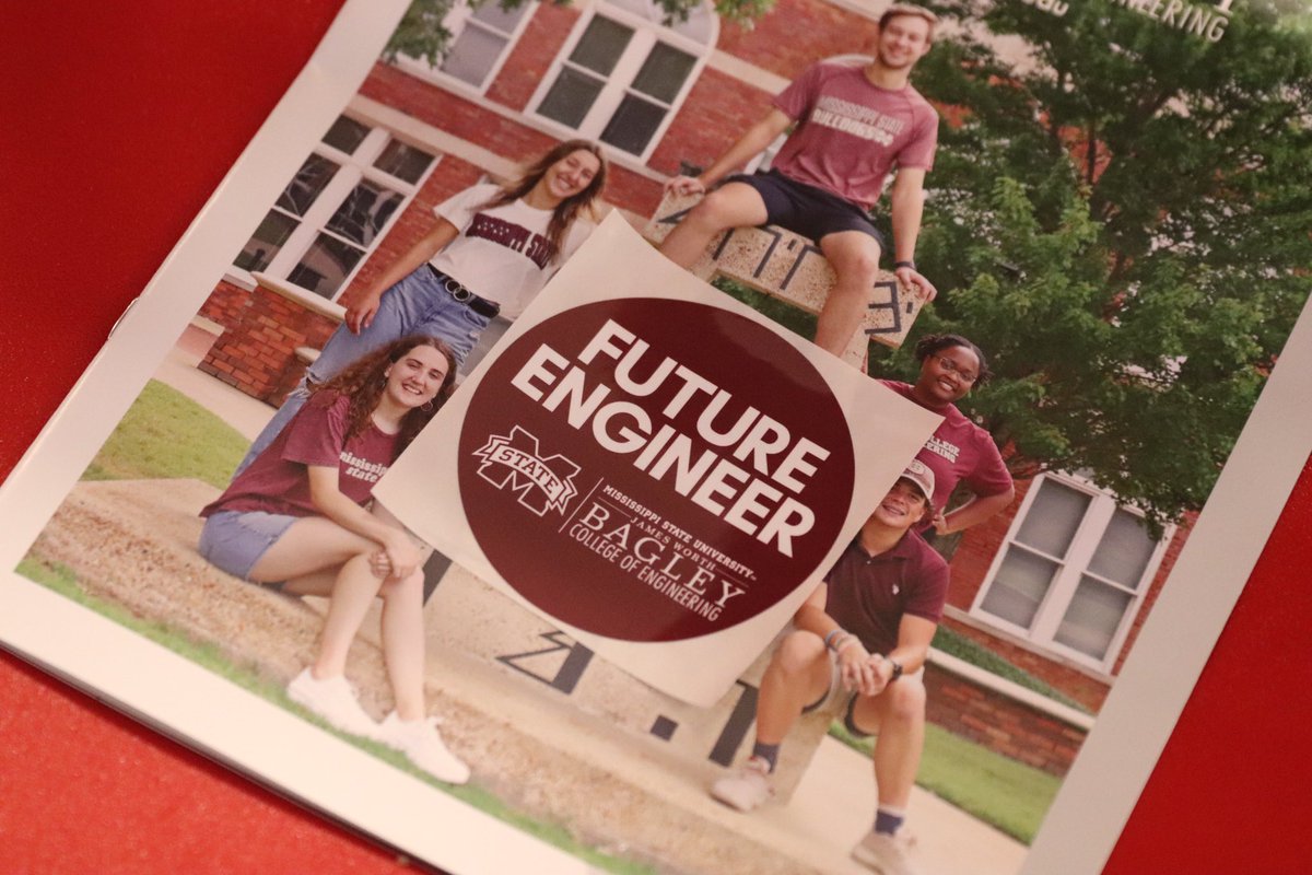 ArchRUMMEL's tweet photo. Thank you to Rummel alumnus Tristan Boudreau ‘21, who spoke to Raiders in our National Honor Society today at their March meeting. 

Tristan currently attends Mississippi State University where he studies engineering. 

#RummelAlumni #FutureEngineers #NationalHonorSociety https://t.co/VX4SMTrmXM