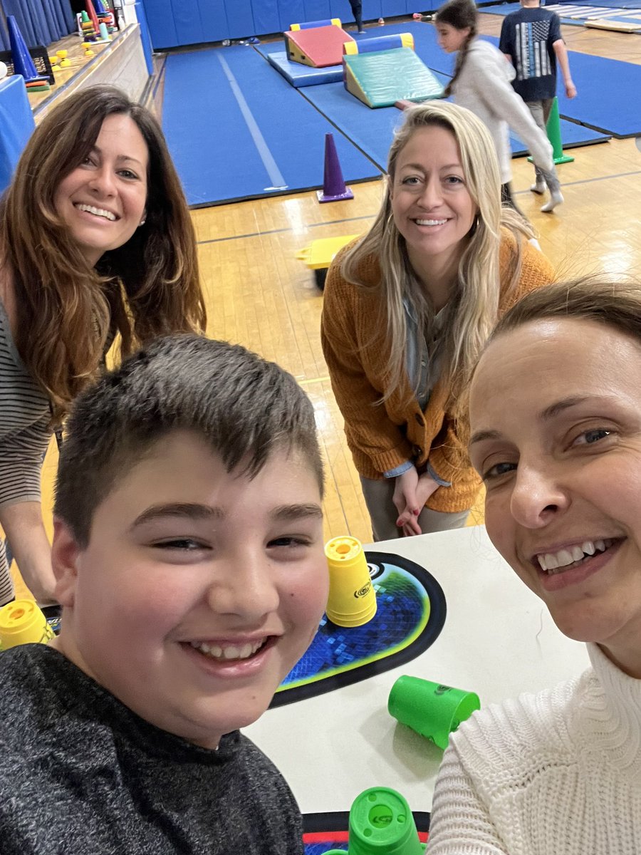 Blue Point Elementary School tweet media