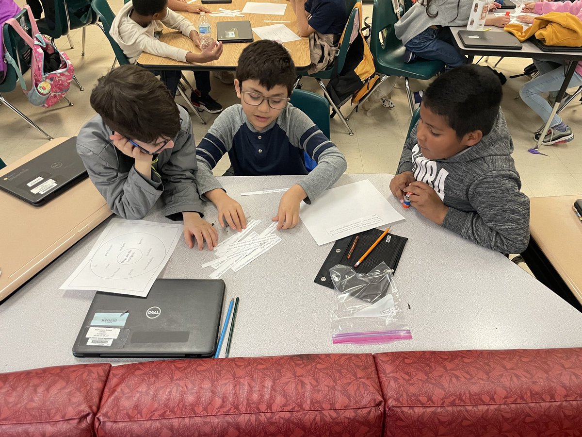 odie2teach's tweet photo. Collaboration makes learning fun!  3rd graders argue and discuss why dogs make the best pets. @ChicopeeWoods #3rdgrade @TinaHay60006032 https://t.co/M6K1srOAd7